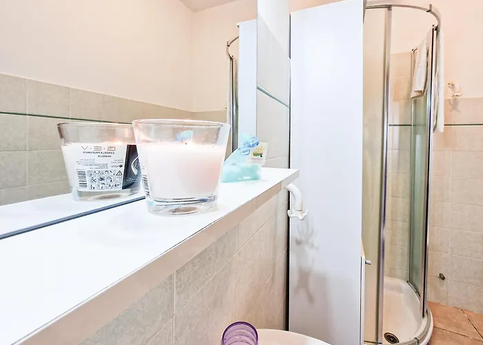 Le Querce App. Uva Appartement *